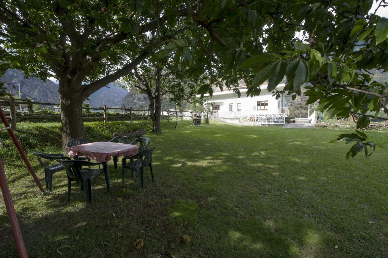 Villa Mansarda Plein Soleil Donnaz Esterno foto